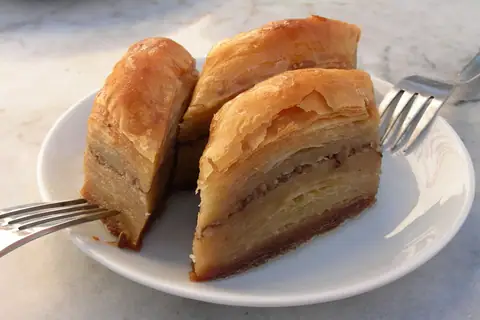 Eggfree Cake Box photo 1