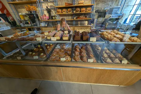 Eggfree Cake Box photo 3